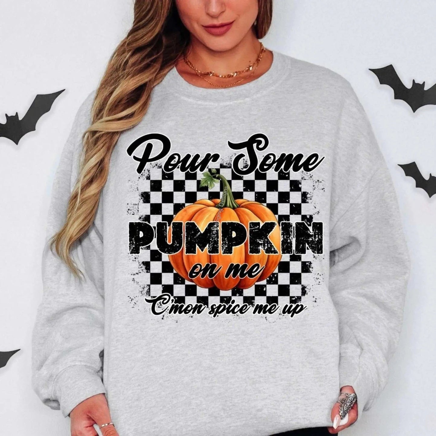 Sweatshirt Pour Some Pumpkin On Me Pumpkin Spice Sweatshirt - Cozy Fall Crewneck for Autumn Style