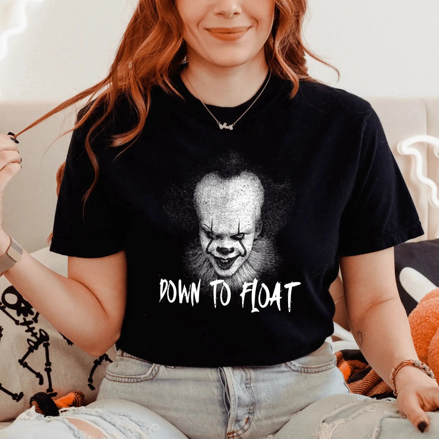 T-Shirt Down to Float Pennywise Horror T-Shirt | Scary Clown Graphic Tee for Halloween Fans