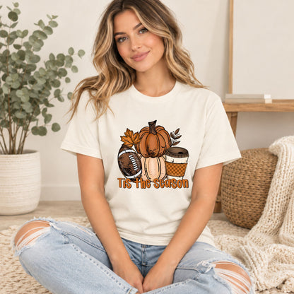 Women’s cream fall graphic tee with pumpkin artwork and “Tis the Season” print