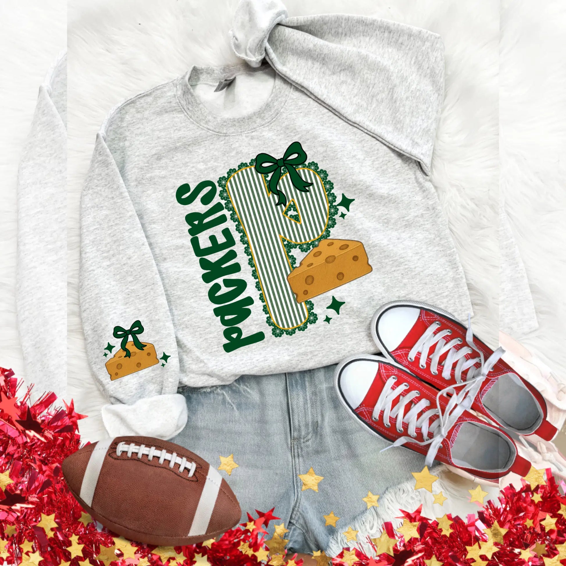 Green Bay Packers Seersucker Sweatshirt for NFL Game Day: Vintage-style fan apparel.