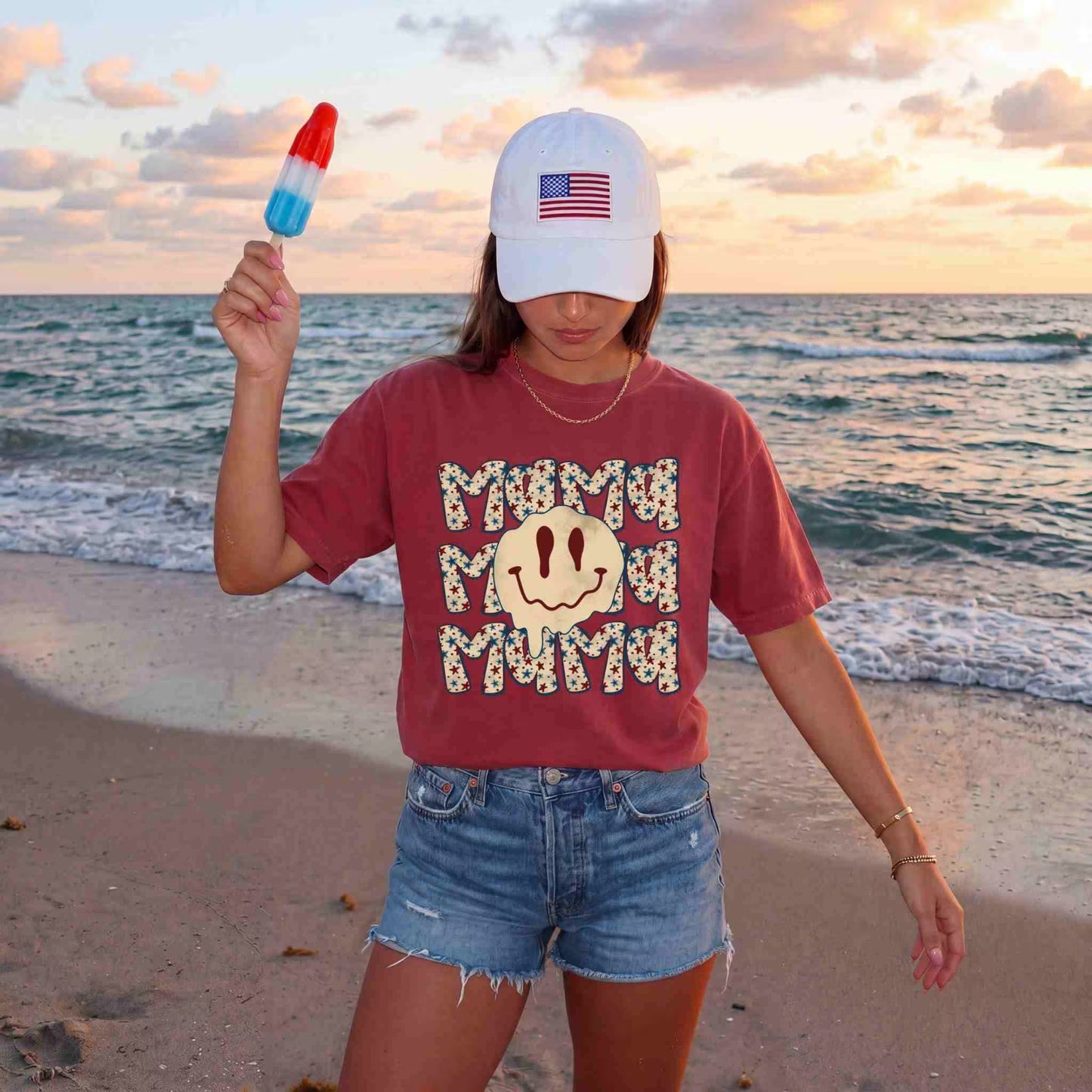 Patriotic Mama Smiley Graphic Tee – Vintage Fourth of July Shirt