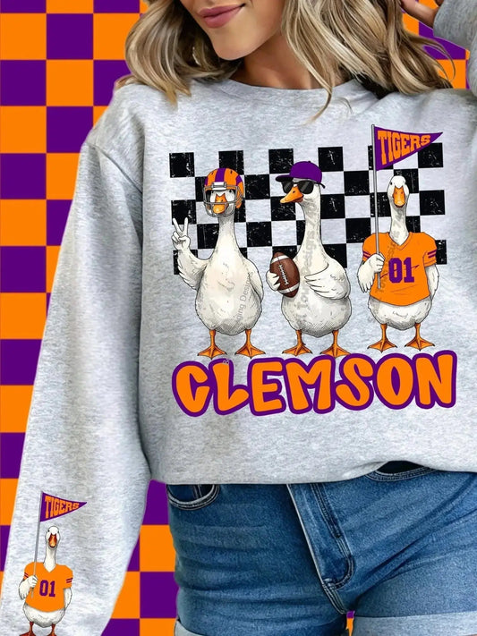 Sweatshirt Funny Goose Clemson Sweatshirt - Game Day Crewneck for College Spirit Enthusiasts