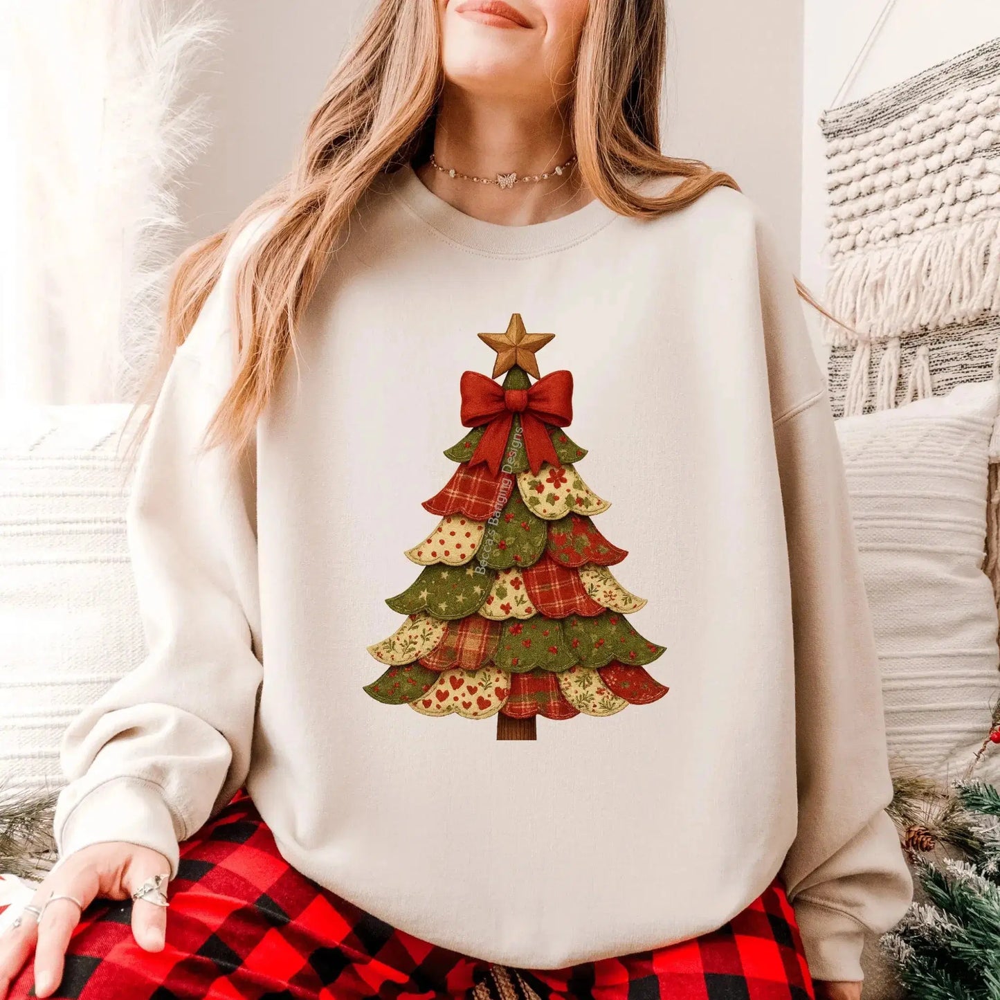 Sweatshirt Patchwork Christmas Tree Sweatshirt – Cozy Country Holiday Crewneck 🎄❤️