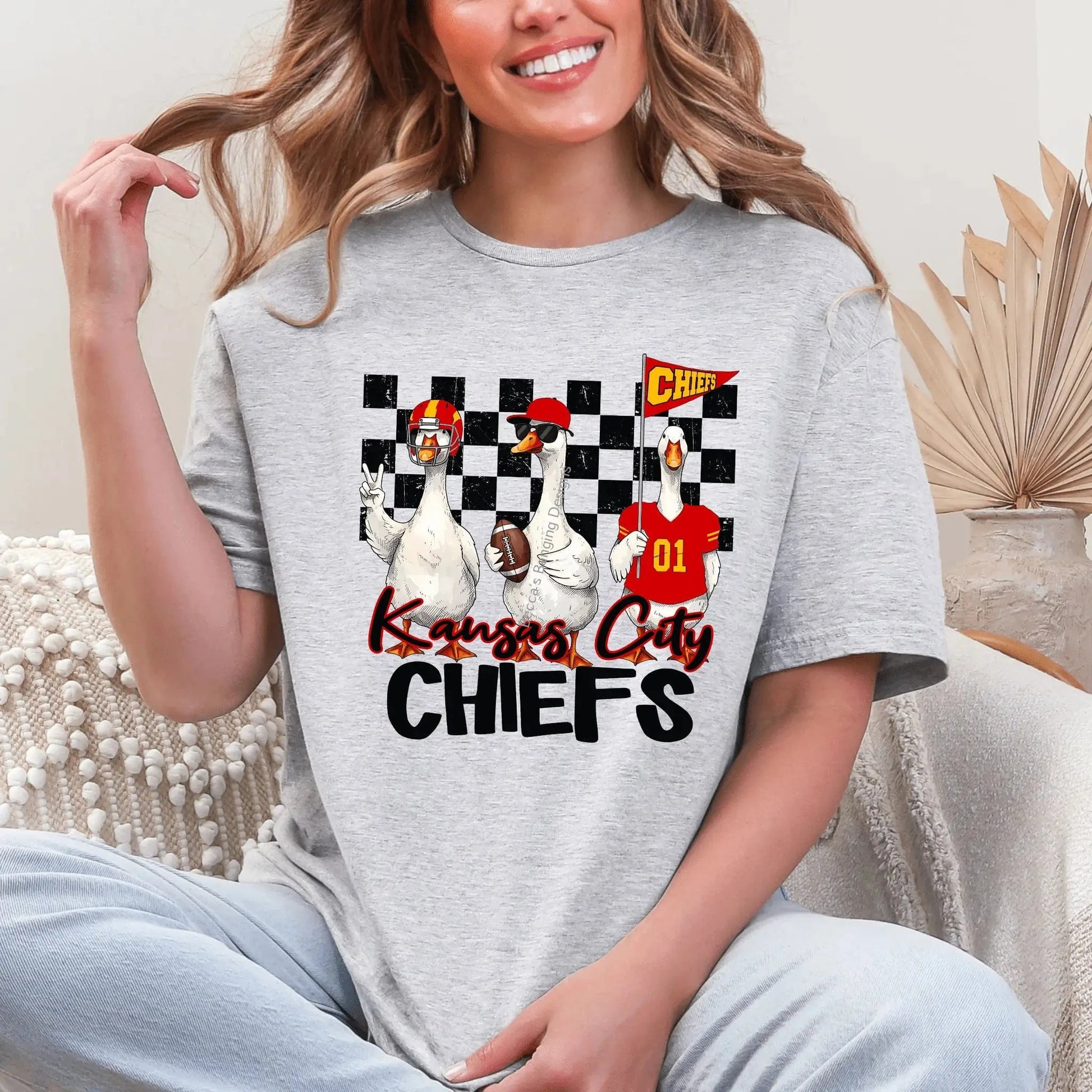 T-Shirt Funny Goose Chiefs T-Shirt - Game Day Tee for NFL Fans