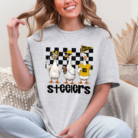 T-Shirt Funny Goose Steelers T-Shirt - Game Day Tee for Ultimate College Spirit