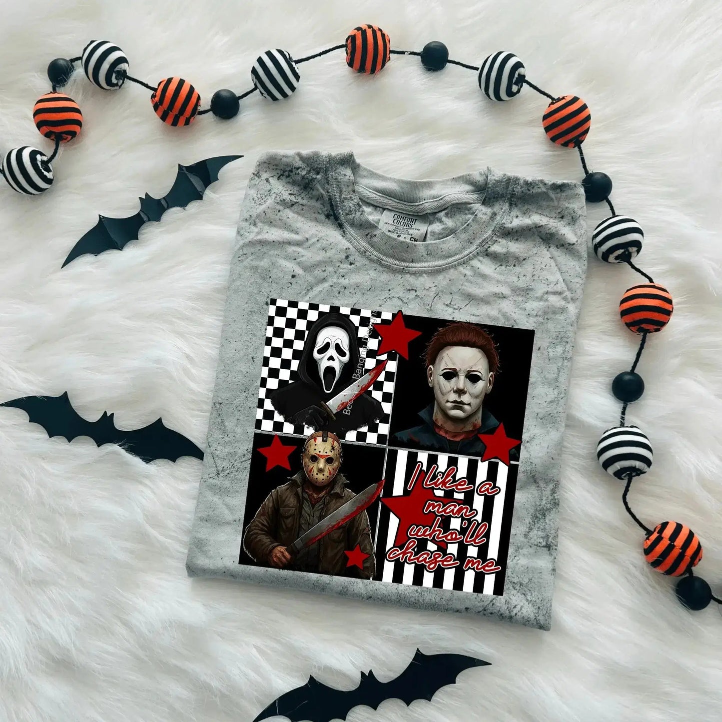 T-Shirt I Like a Man Who’ll Chase Me Horror Villains T-Shirt