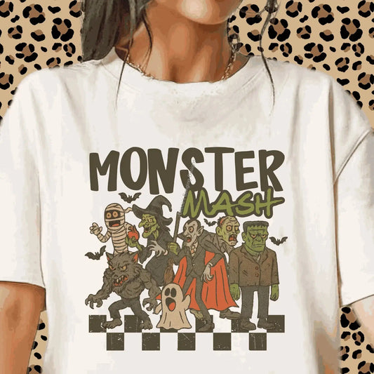 T-Shirt Monster Mash Halloween T-Shirt | Retro Spooky Graphic Tee
