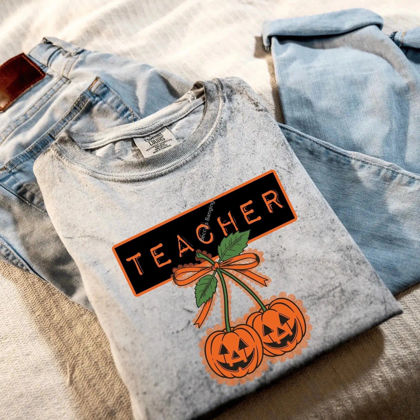 T-Shirt Pumpkin Teacher Shirt | Halloween Teacher T-Shirt with Jack O’Lanterns