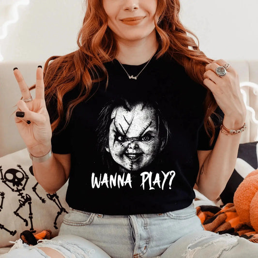 T-Shirt Wanna Play Chucky Horror T-Shirt - Scary Doll Halloween Graphic Tee for Horror Movie Fans